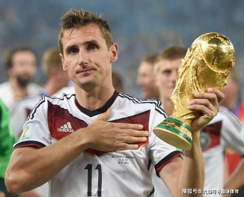 世界杯歷史總射手王是_歷屆世界杯金靴獎得主名單_姆巴佩世界杯金靴獎記錄