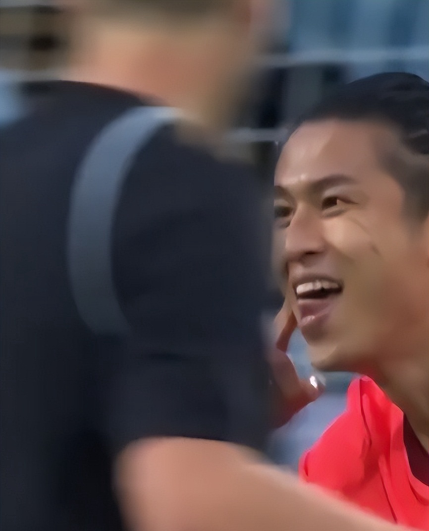 國足戰(zhàn)術(shù)變化分析_中國足球隊(duì)國際比賽表現(xiàn)_國足沖擊世界杯歷史