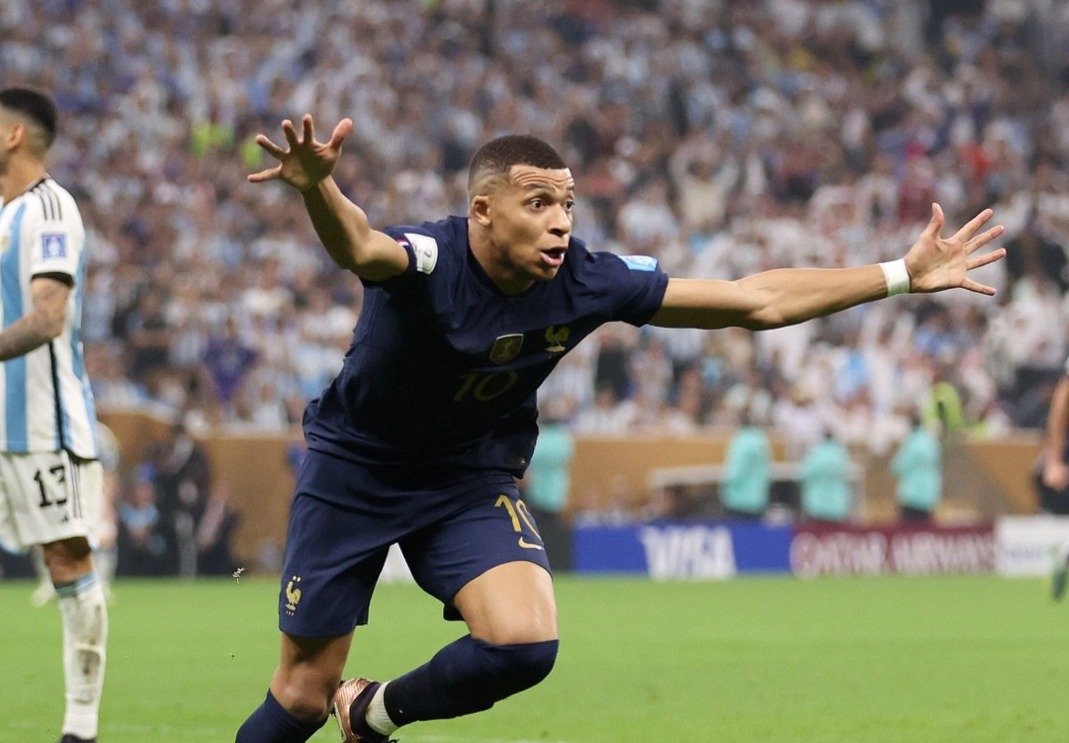 姆巴佩2分鐘內連追2球！阿根廷法國進加時