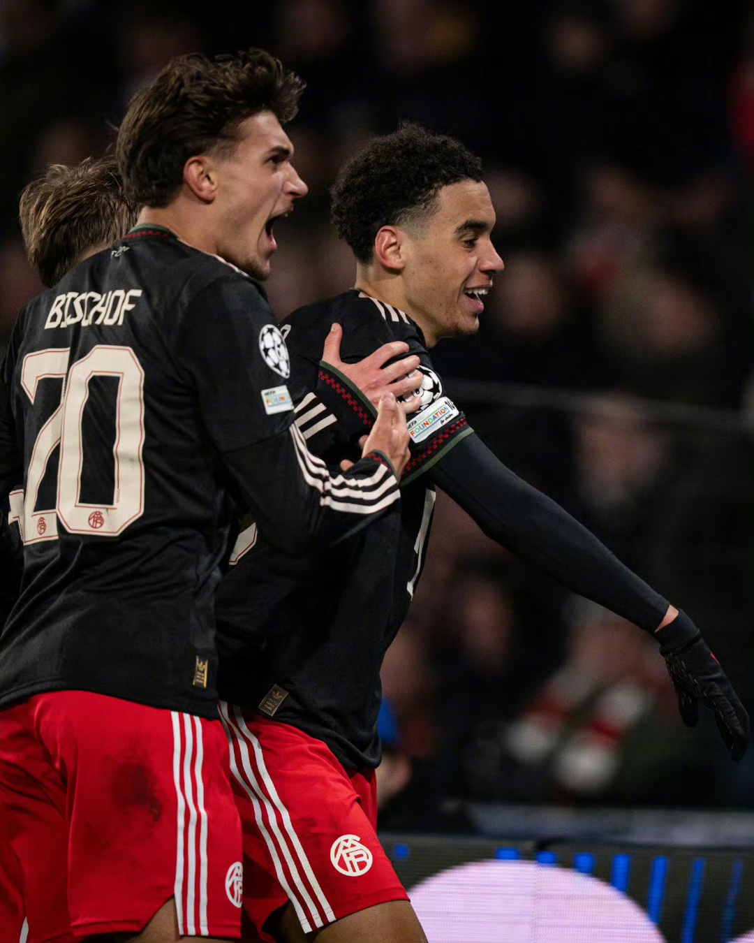 青年歐冠聯賽積分榜_歐冠聯賽階段最后一輪對決_曼城壓哨突圍皇馬爆冷