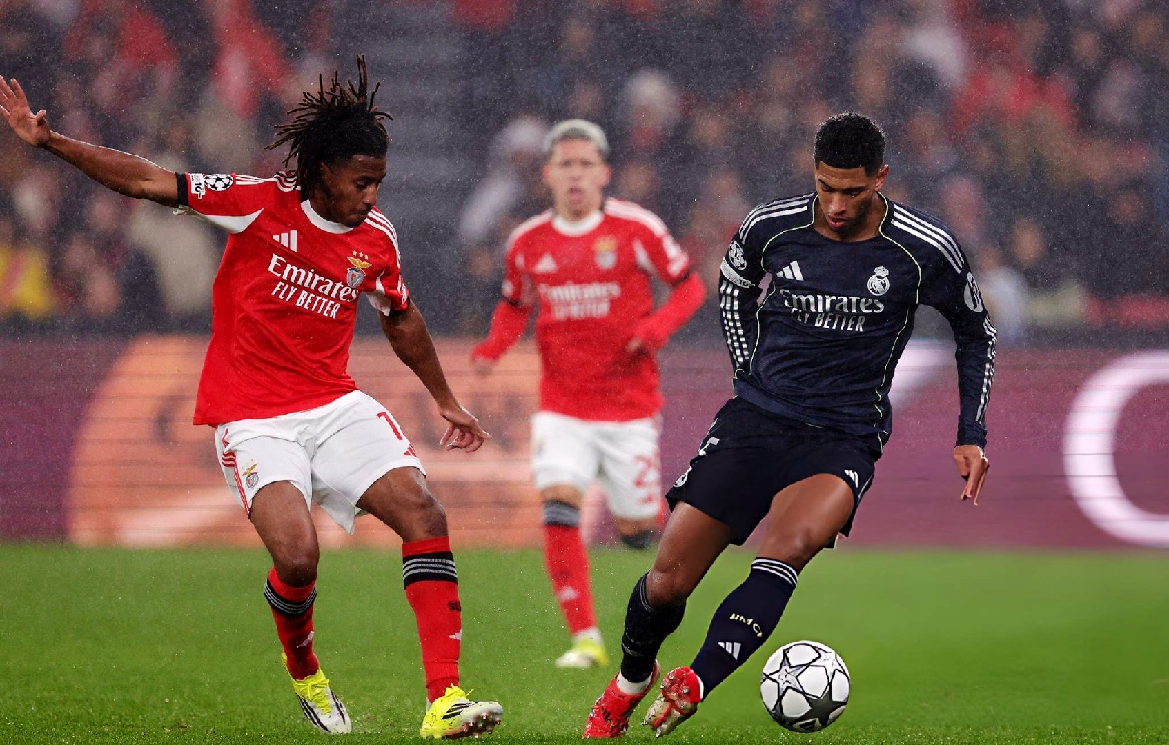 曼城壓哨突圍皇馬爆冷_青年歐冠聯賽積分榜_歐冠聯賽階段最后一輪對決