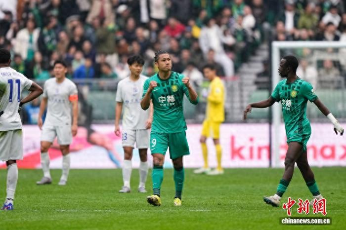 中超第三輪：成都蓉城繼續領跑 “京滬大戰”握手言和