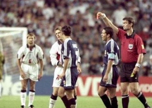 世界杯十大黑哨一覽（內(nèi)附完整比賽）