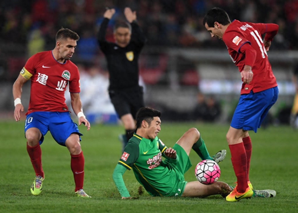 足球——中超：北京國安樂視對陣河南建業