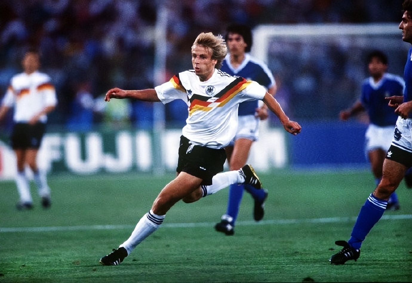 梅西世界杯進球數_世界杯歷史射手榜排名_世界杯歷史射手榜