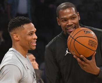 許家印作詞恒大亞冠逆轉濟州聯_中超聯賽主題曲_中超開幕式主題曲《崛起》