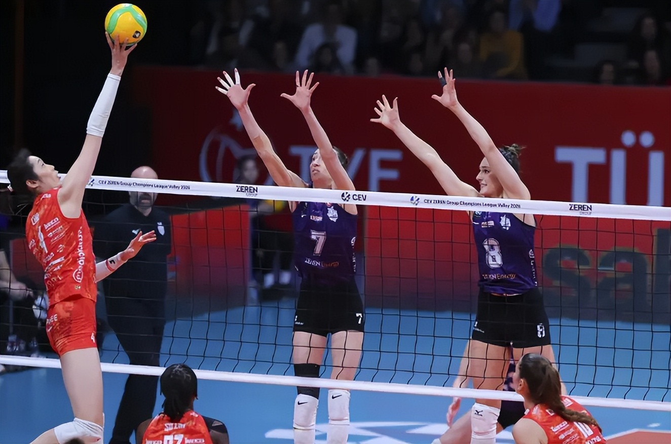 2026女排歐冠聯(lián)賽視頻_女排歐冠八強戰(zhàn)首回合 科內(nèi)利亞諾客場3-0橫掃澤仁體育 朱婷領(lǐng)銜破紀(jì)錄