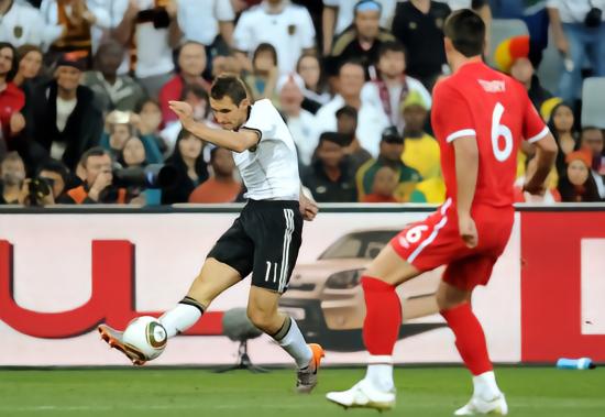 世界杯歷史射手榜_ 克洛澤 頭球之王 _克洛澤 世界杯歷史第一射手 