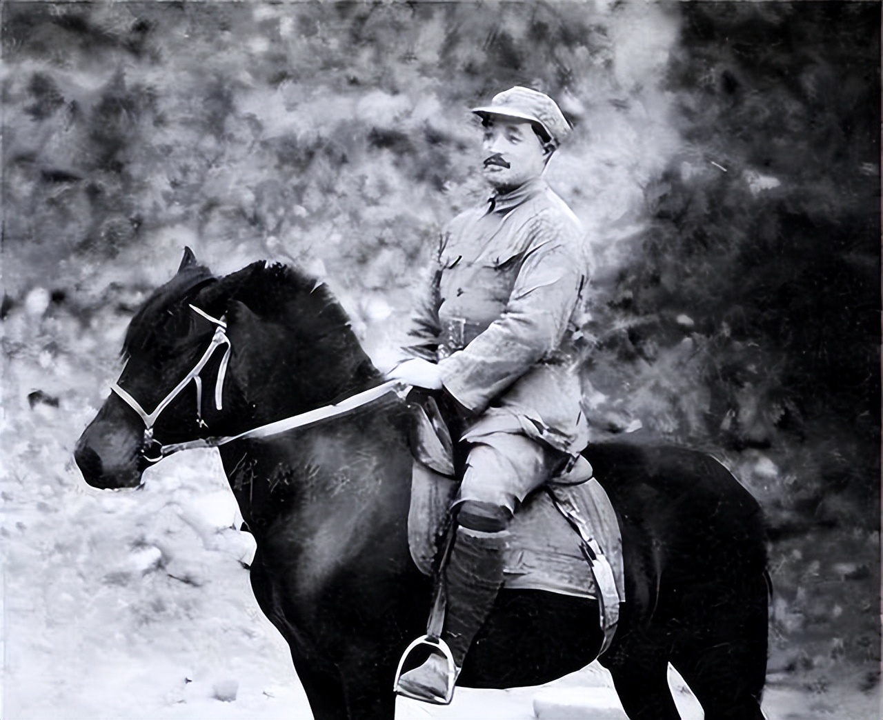 中國男足征戰世界杯歷史_中國足球歷史_賀龍與中國足球輝煌時期