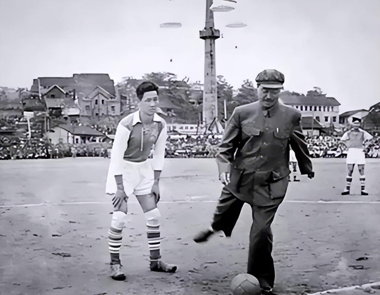 賀龍與中國足球輝煌時期_中國男足征戰世界杯歷史_中國足球歷史