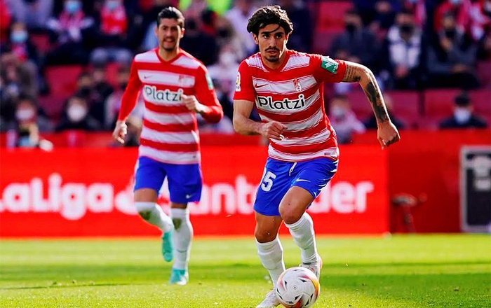 9192賽季西甲聯(lián)賽皇家馬德里客場(chǎng)格拉納達(dá)_皇家馬德里格拉納達(dá)西甲比賽預(yù)測(cè)_巴塞羅那馬德里競(jìng)技西甲比賽分析