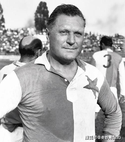 世界杯歷史美國進球最多的球員_歷史最佳射手排名_足球史上進球最多球員