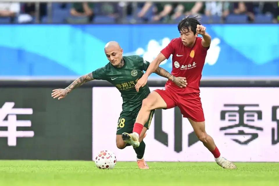 2026年怡寶中超聯(lián)賽山東泰山上海海港比賽進(jìn)程_2026中超聯(lián)賽積分榜_2026年怡寶中超聯(lián)賽上海海港云南玉昆比賽結(jié)果