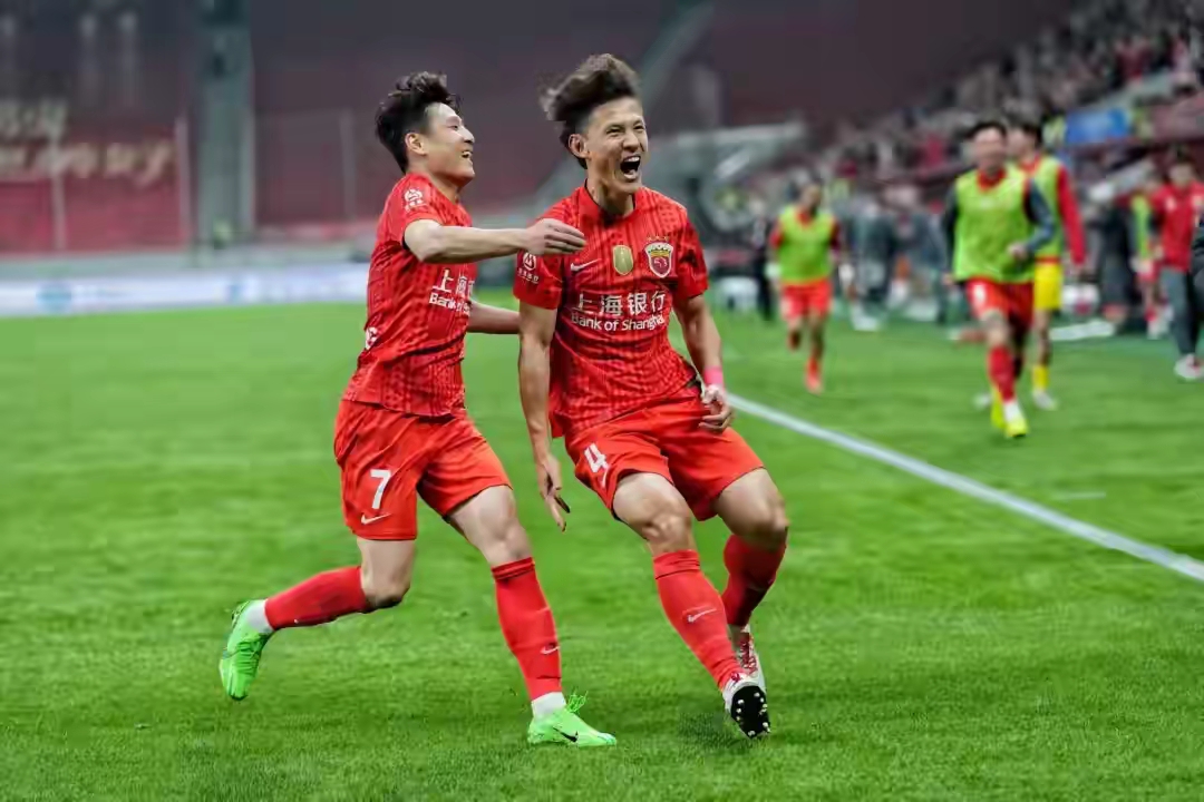 2026年怡寶中超聯(lián)賽上海海港云南玉昆比賽結(jié)果_2026中超聯(lián)賽積分榜_2026年怡寶中超聯(lián)賽山東泰山上海海港比賽進(jìn)程