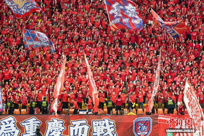 2026中超聯(lián)賽18輪_2026中國足球超級聯(lián)賽榜首大戰(zhàn) 重慶銅梁龍 對陣 成都蓉城 川渝德比