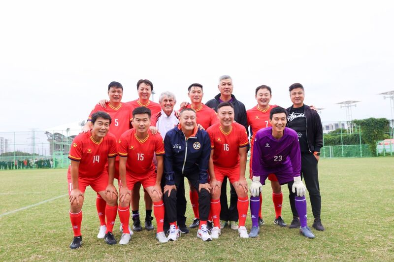 米盧蒂諾維奇上海紀(jì)念活動_中國男足征戰(zhàn)世界杯歷史_2001年中國男足世界杯首次出線