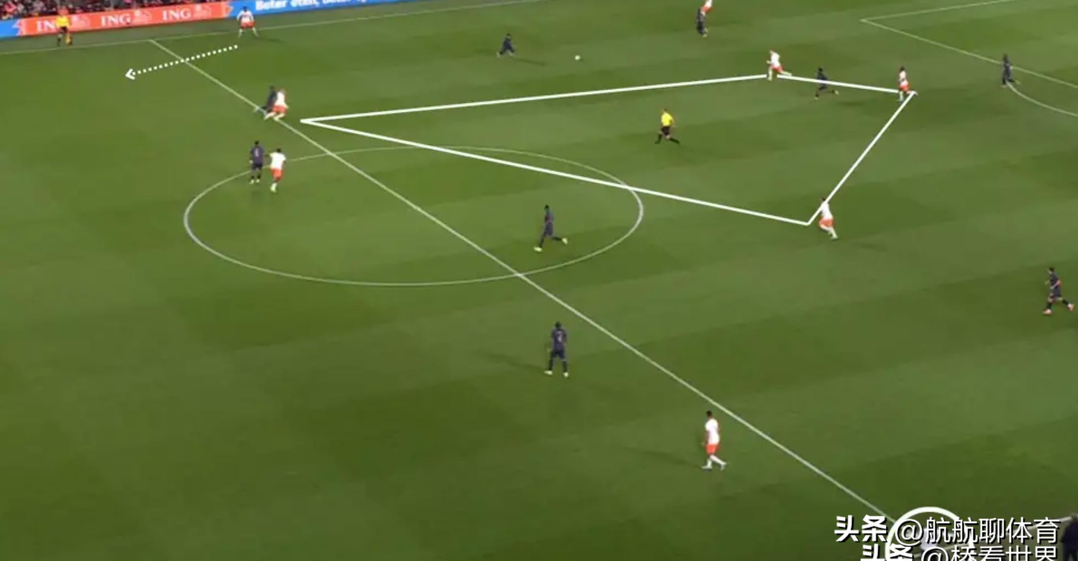 荷蘭世界杯歷史_荷蘭隊(duì)?wèi)?zhàn)術(shù)分析_荷蘭隊(duì)進(jìn)攻問題