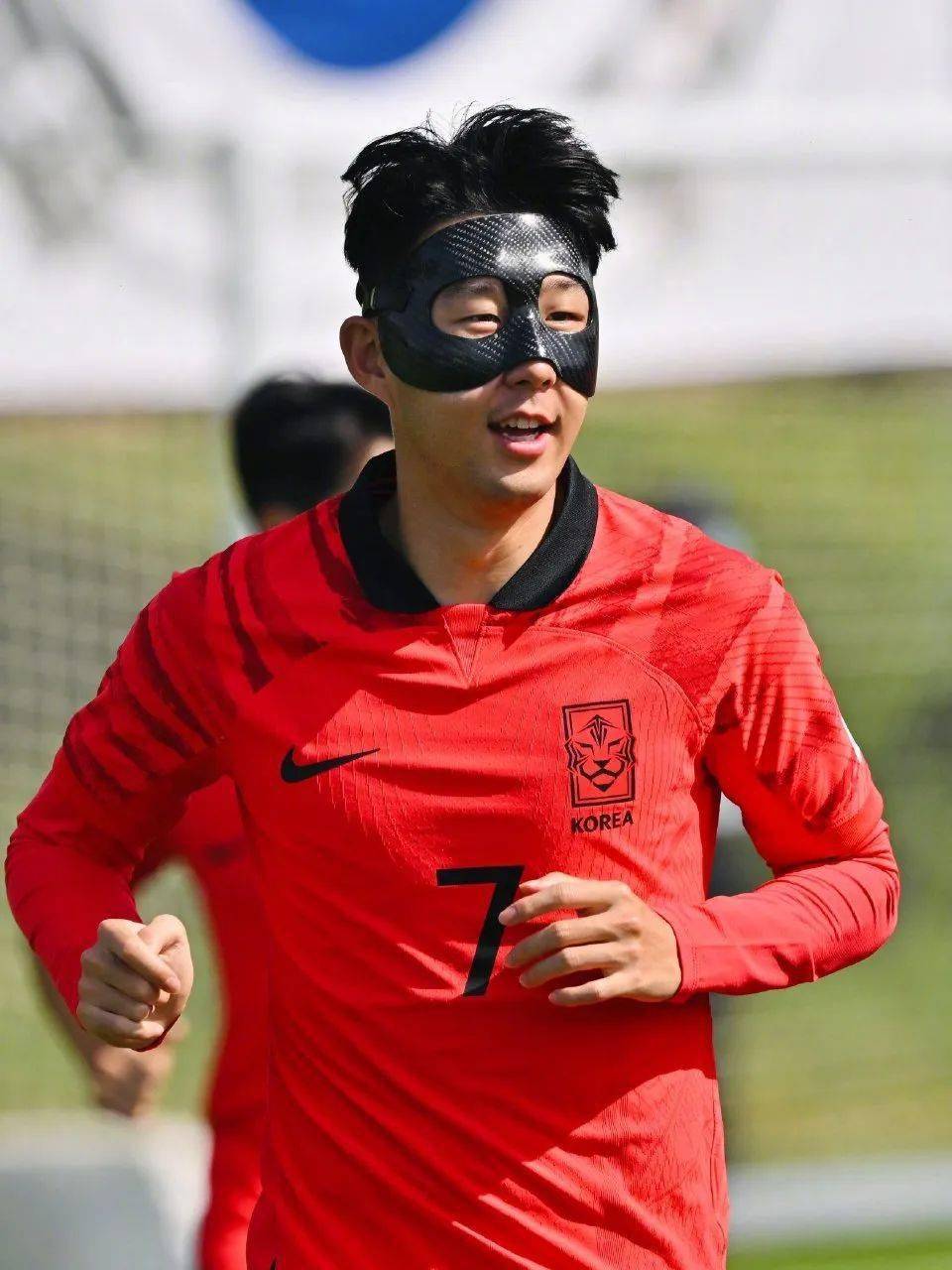 世界杯32支球隊(duì)卡塔爾開(kāi)踢_(dá)耐克阿迪世界杯歷史_adidas黃金戰(zhàn)靴梅西最后之旅