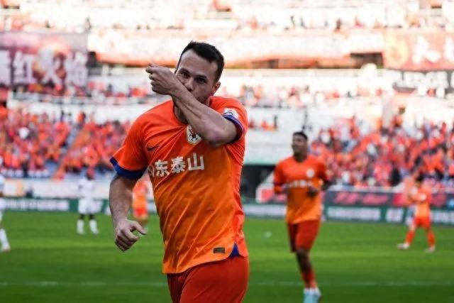 亞冠|老帥千里返鄉，布陣頗費思量！泰山6日18:00對陣浦項