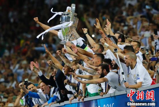 皇馬點球勝馬競奪第11座歐冠 C羅大秀肌肉