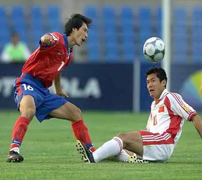 于根偉進球十強賽_中國男足征戰(zhàn)世界杯歷史_中國男足2001年世界杯出線回顧