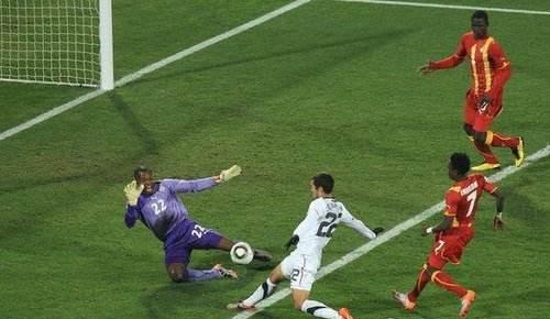 加納足球歷史最佳11人_加納歷史最佳陣容_歷史世界杯最佳陣容