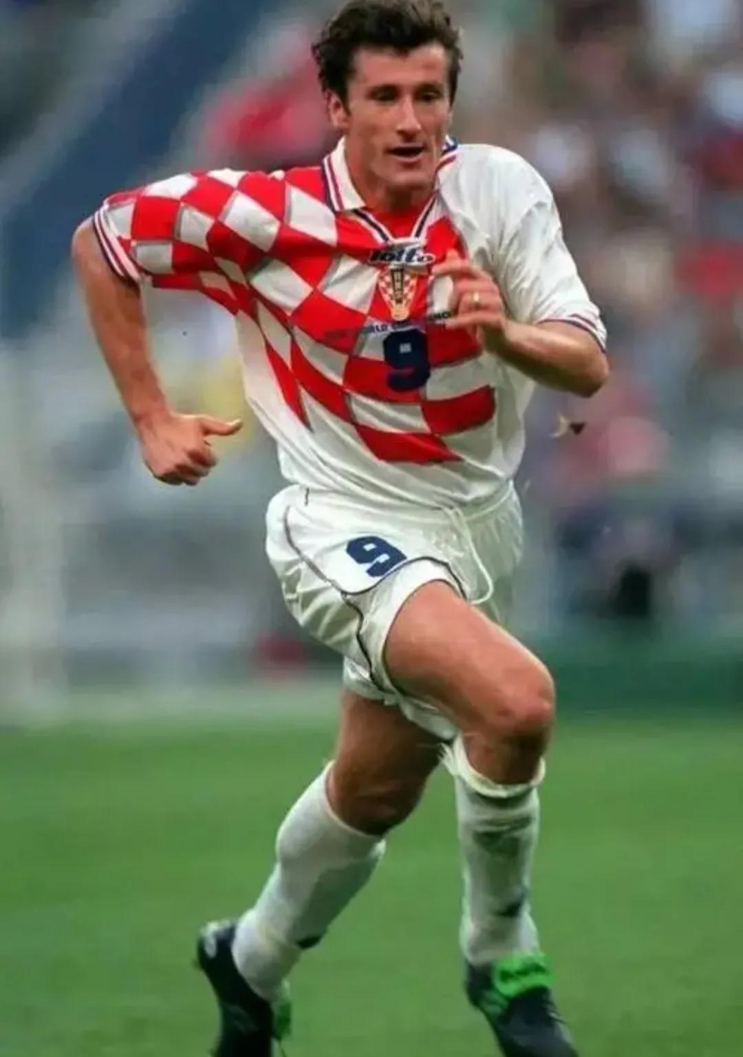 歷史世界杯最佳陣容_克羅地亞足球歷史最佳陣容_克羅地亞格子軍團世界杯戰績