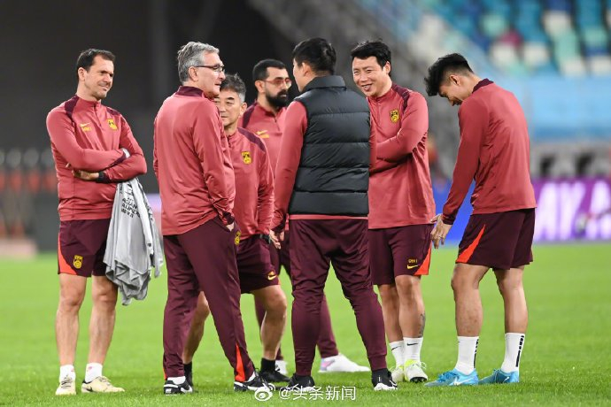 國足區域聯防失效_中國男足征戰世界杯歷史_國足人盯人體系崩塌