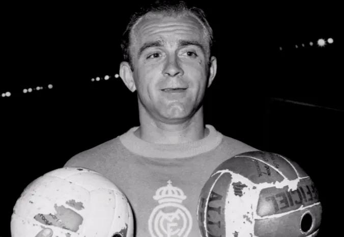 歷史最佳球員排名_梅西 馬拉多納 貝利 歷史前十球員分析_世界杯歷史精彩進球前十