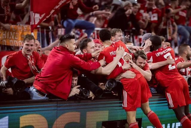 德甲聯(lián)賽規(guī)則_德甲第30輪霍芬海姆2比1絕殺多特蒙德_爭冠秩序被徹底掰正拜仁離冠軍只差一步