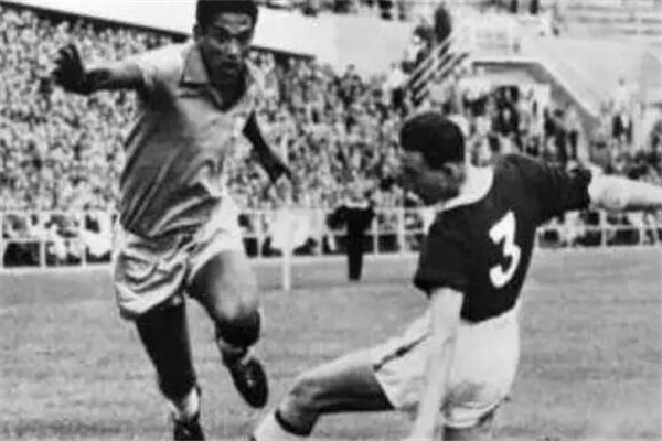 世界杯單屆進(jìn)球紀(jì)錄_方丹1958世界杯進(jìn)球數(shù)_世界杯歷史最多進(jìn)球
