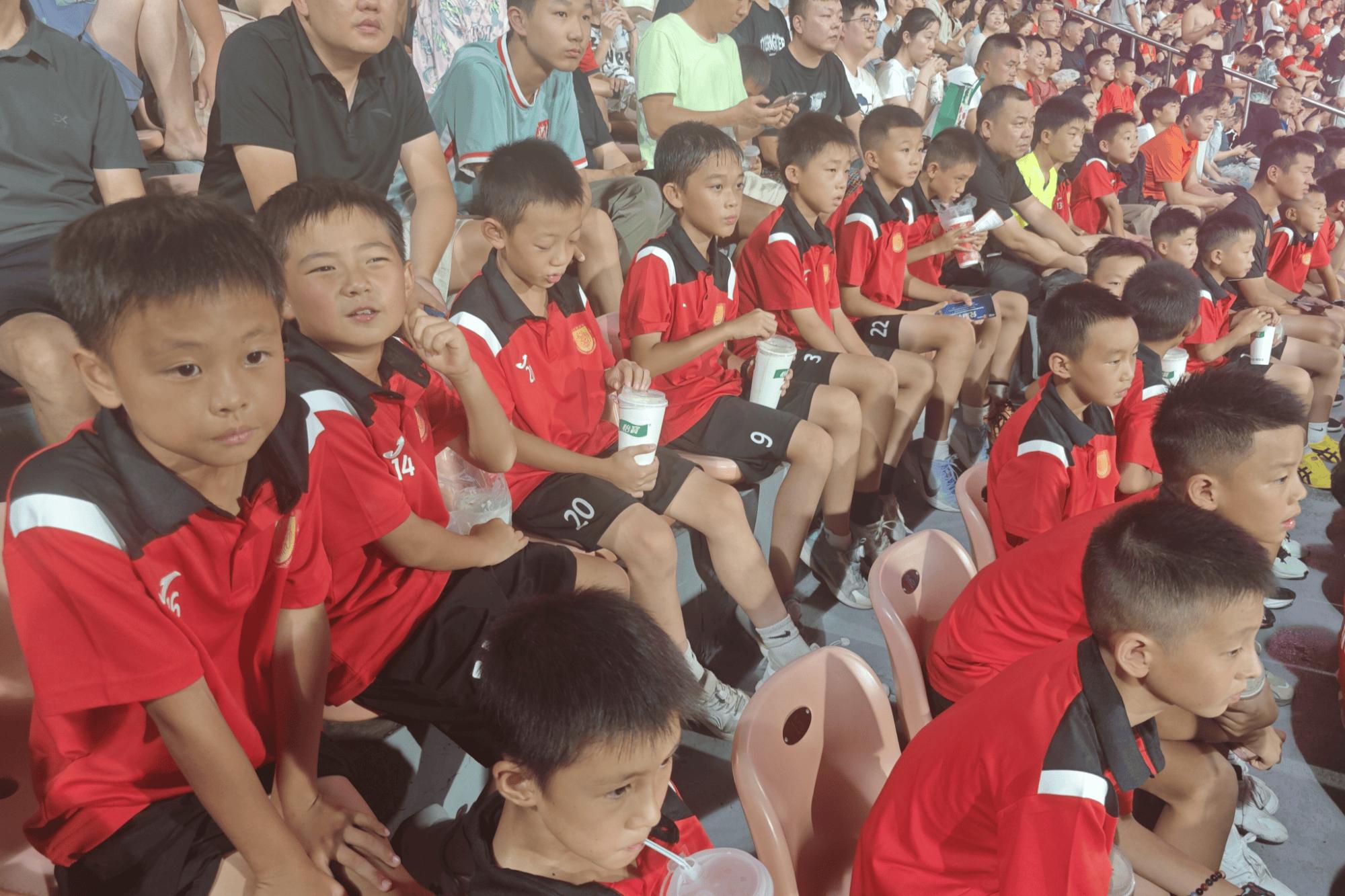 中超青訓(xùn)對(duì)比_青訓(xùn)資源分配策略_2026年中超聯(lián)賽預(yù)備隊(duì)