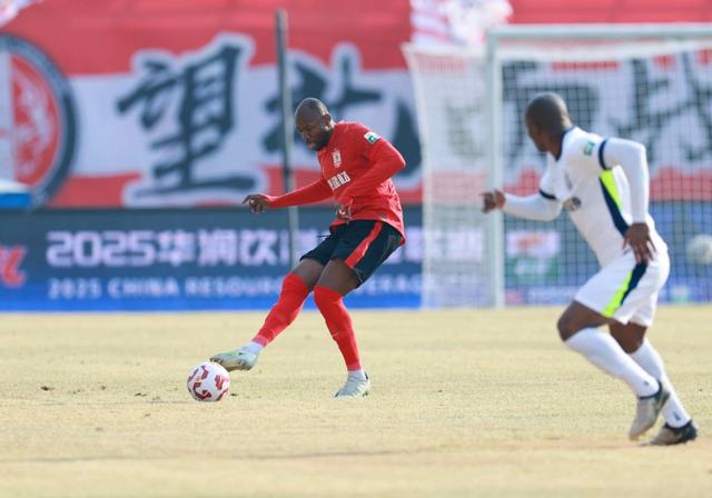 中超聯賽新賽程球隊分析_中超聯賽歷屆大牌外援_2025賽季中超聯賽冠軍爭奪戰